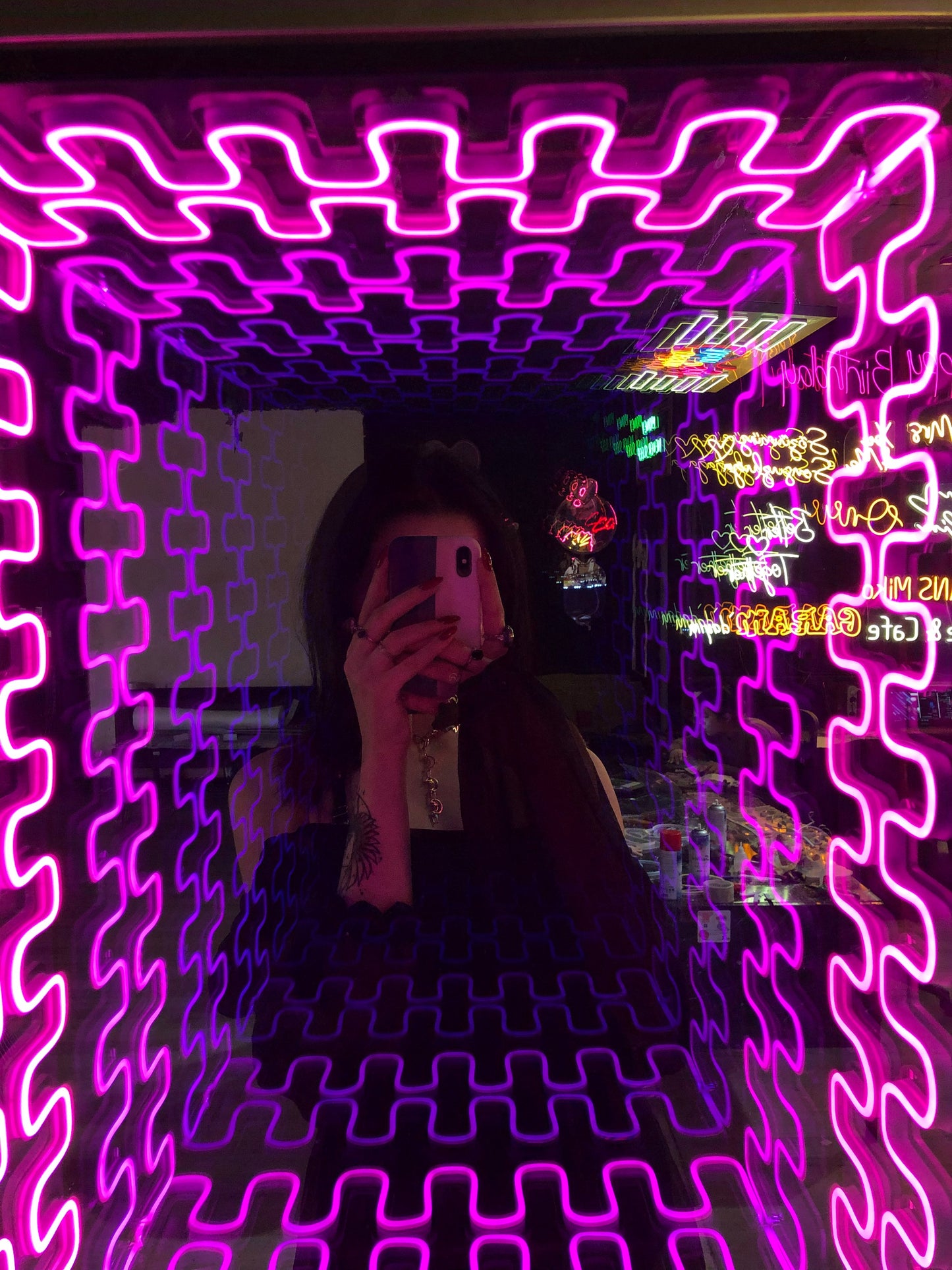 Sonsuzluk Aynası Neon Dekor