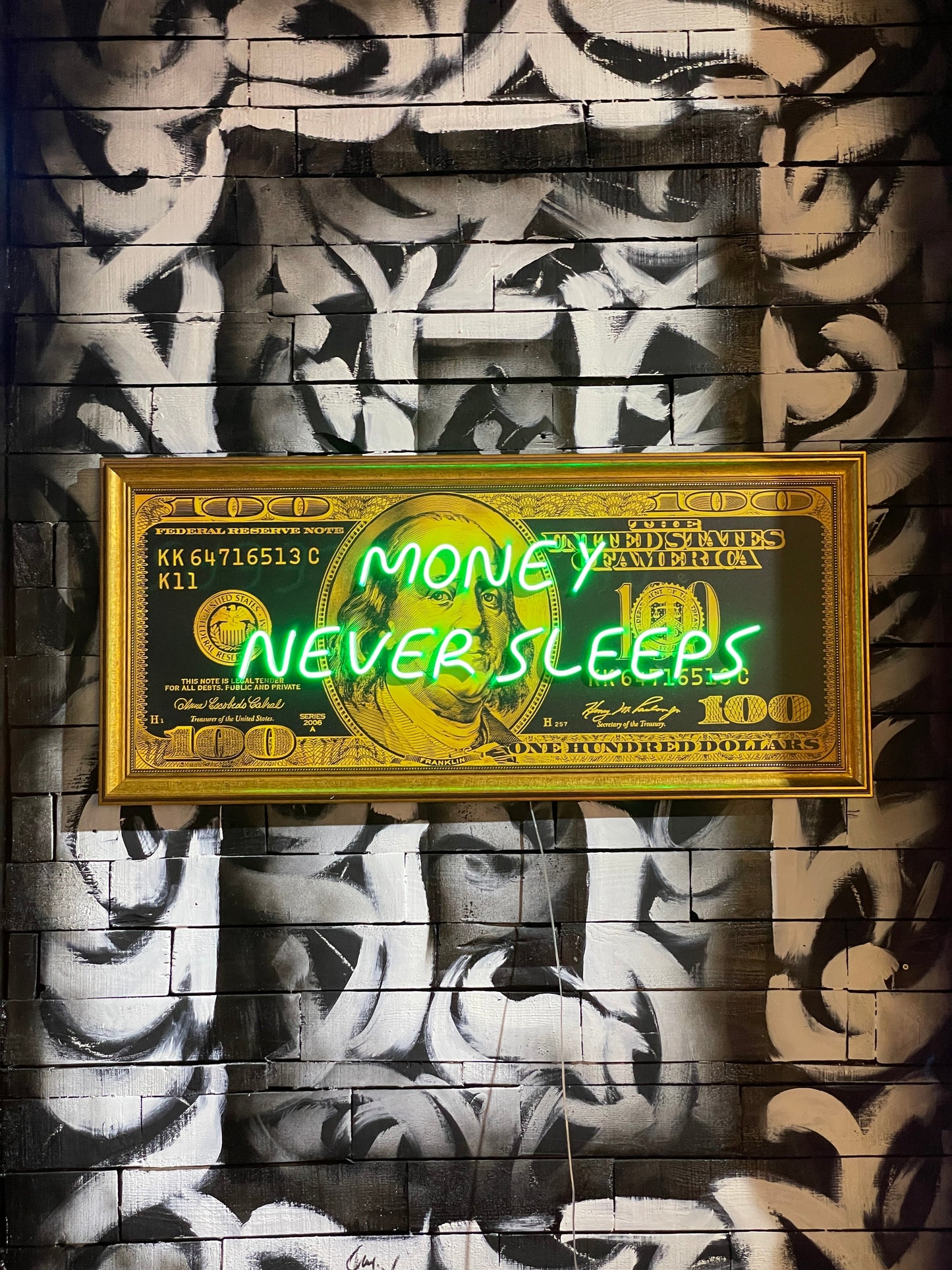 Money Never Sleeps Neon Duvar Dekoru