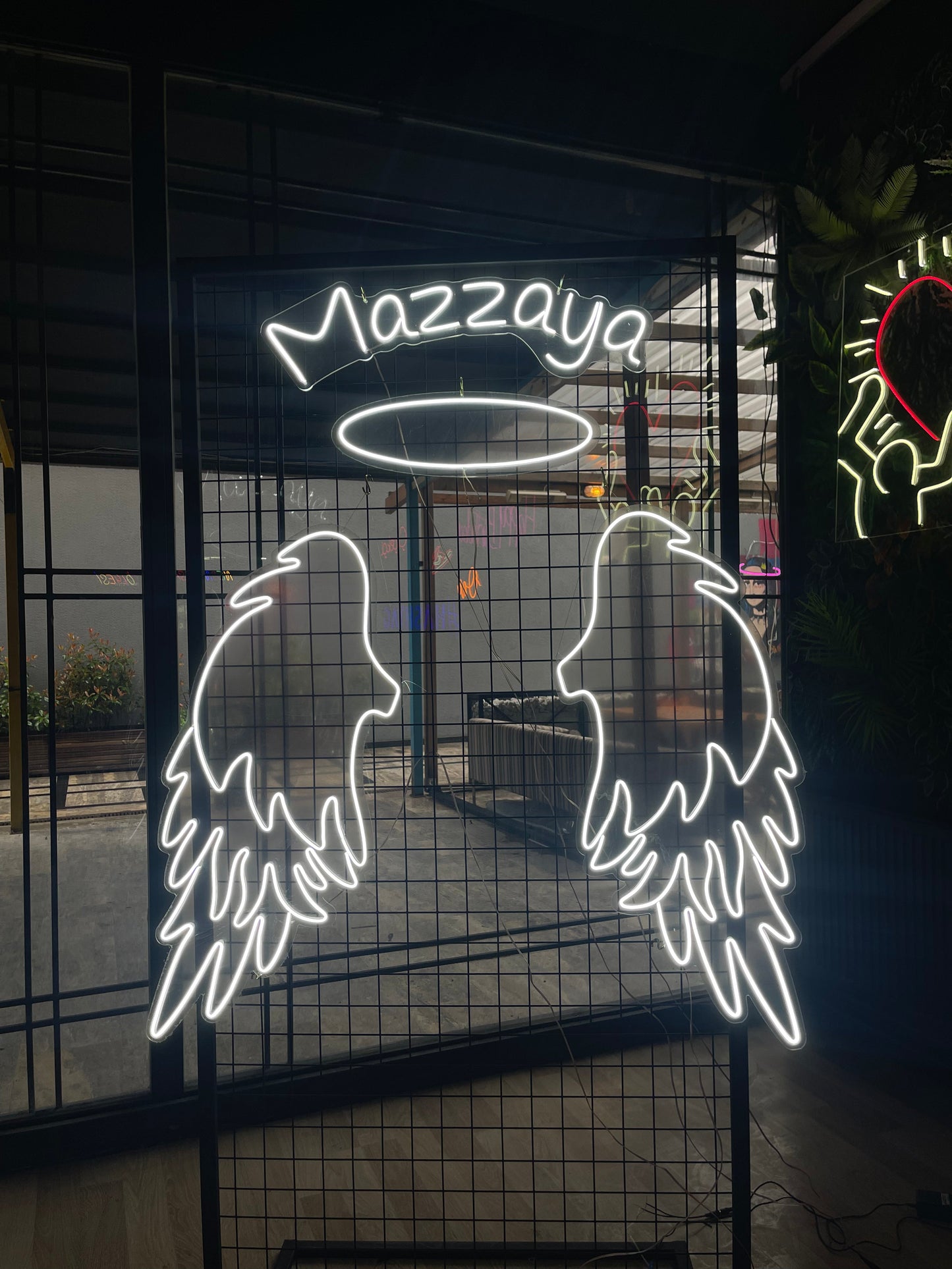 Kanatlı İsim Custom Neon Dekor