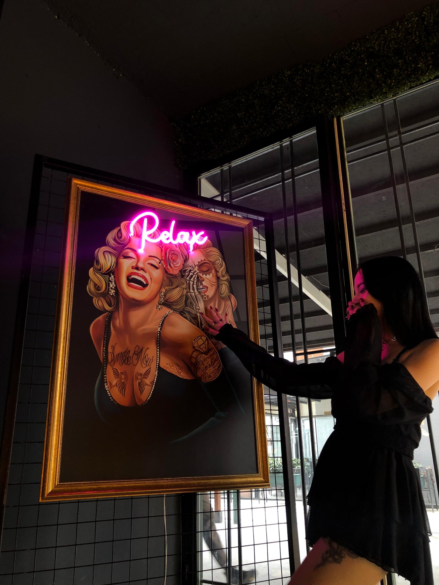 Vintage Glamour Neon Dekor- Marilyn Relax