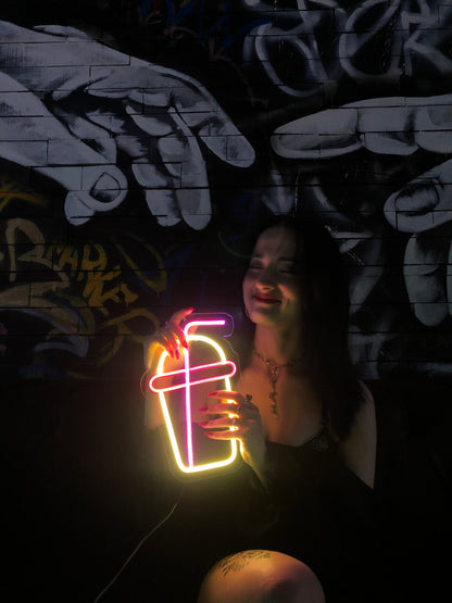 Neon Glow Kokteyl Bardağı Dekor