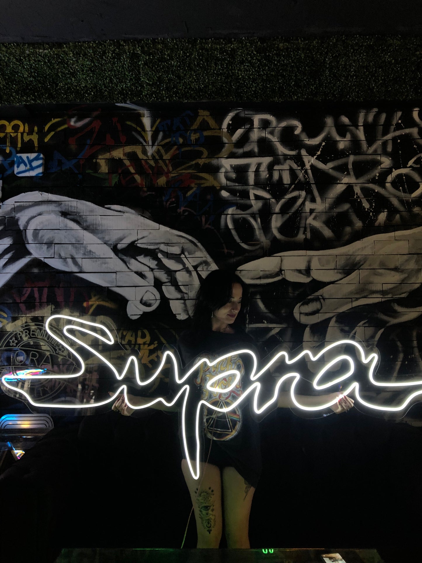 Supra Car Logo Neon Dekor