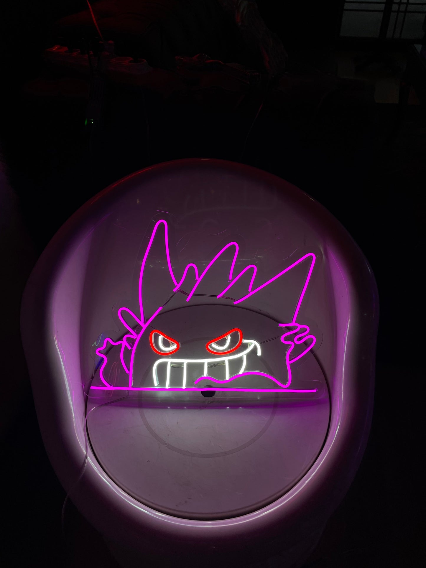 Gengar’s Haunting Glow Neon Dekor