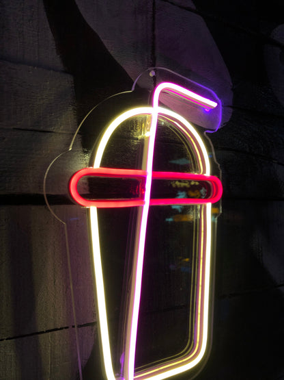 Neon Glow Kokteyl Bardağı Dekor