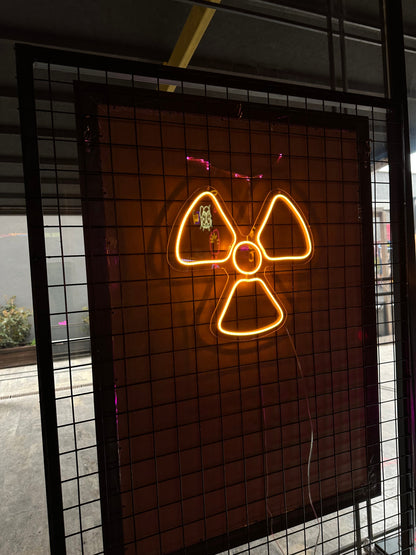 Nuclear Symbol Neon Dekor
