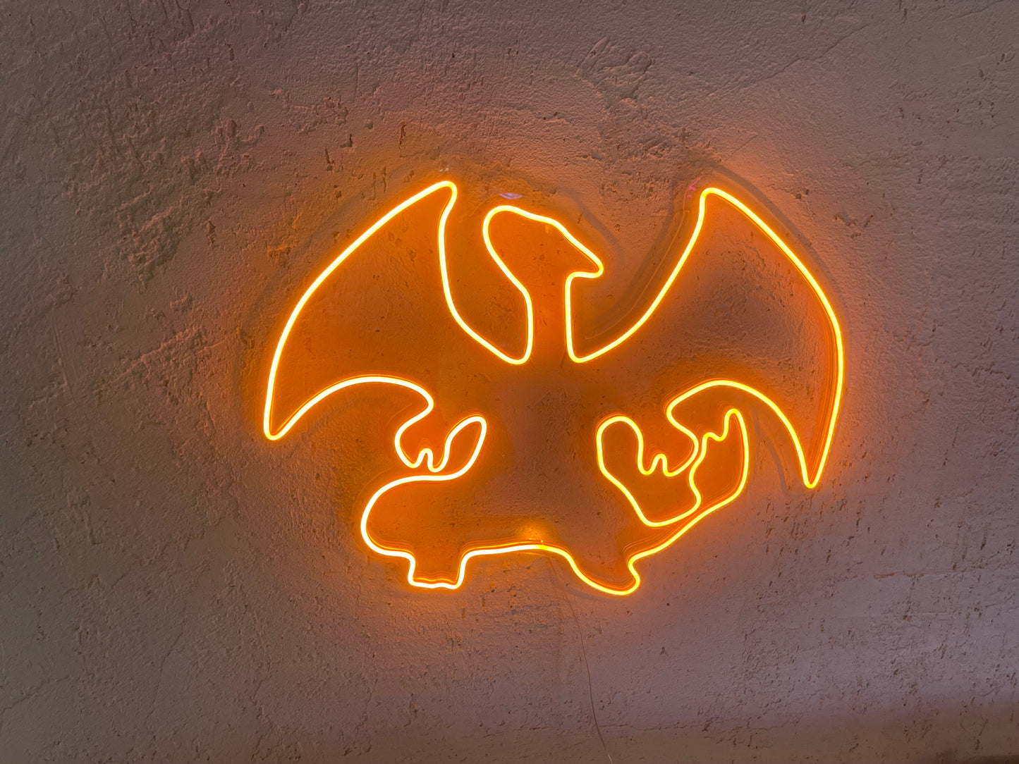 Charizard Silhouette Neon Dekor