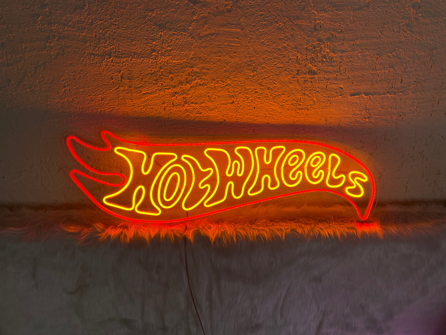 Classic Hot Wheels Neon Dekor