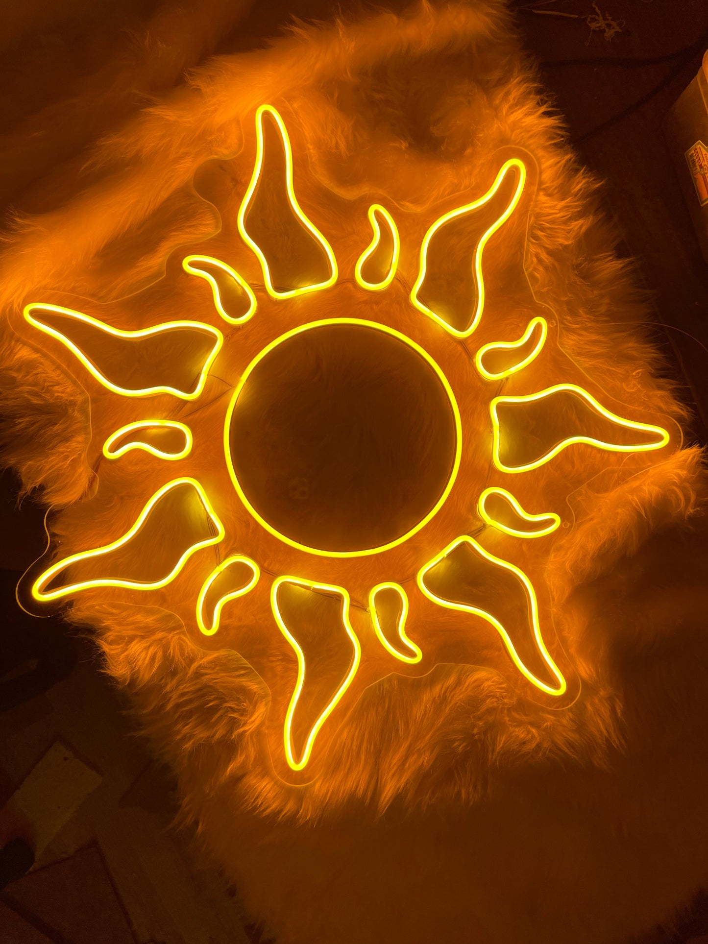Güneş Neon Dekor