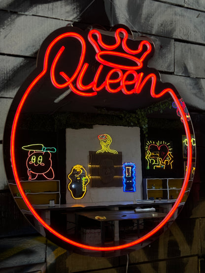 Queen - Kraliyet Taclı Neon Ayna