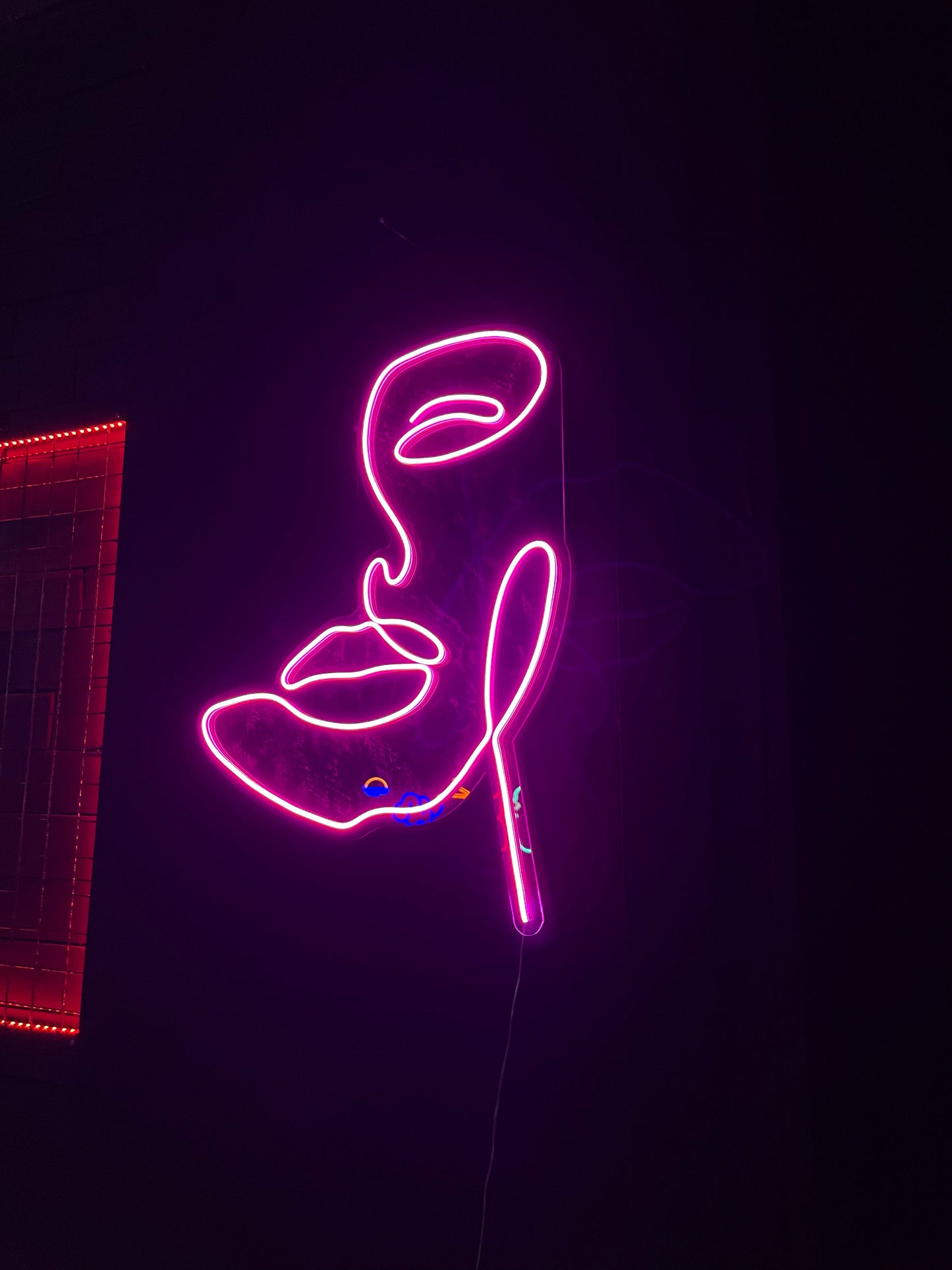 WOMEN FACE Neon Dekor