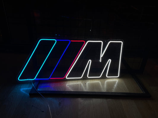 M POWER GARAGE Neon Dekor