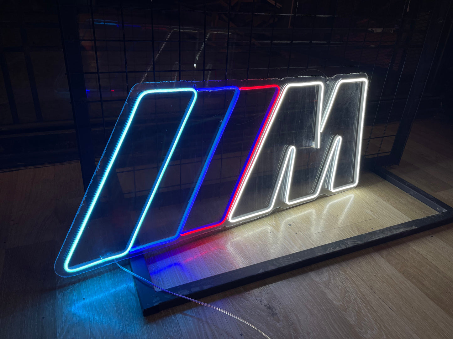 M POWER GARAGE Neon Dekor