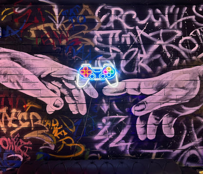 Gamer's Delight Neon Controller Dekor